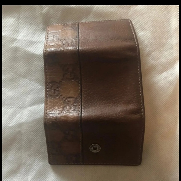 AUTHENTIC GUCCI KEYCHAIN - Picture 2 of 7